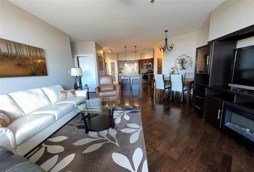 1143 St Anne's, 3 Bedrooms Bedrooms, 8 Rooms Rooms,2 BathroomsBathrooms,Condominium,For Sale,St Anne's