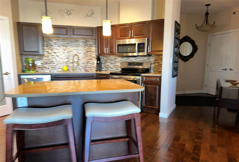 1143 St Anne's, 3 Bedrooms Bedrooms, 8 Rooms Rooms,2 BathroomsBathrooms,Condominium,For Sale,St Anne's