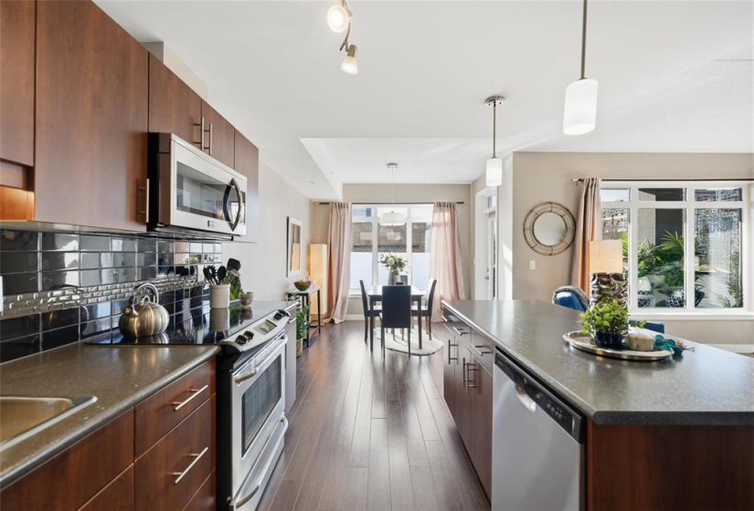 25 Amy, 2 Bedrooms Bedrooms, 7 Rooms Rooms,1 BathroomBathrooms,Condominium,For Sale,Amy