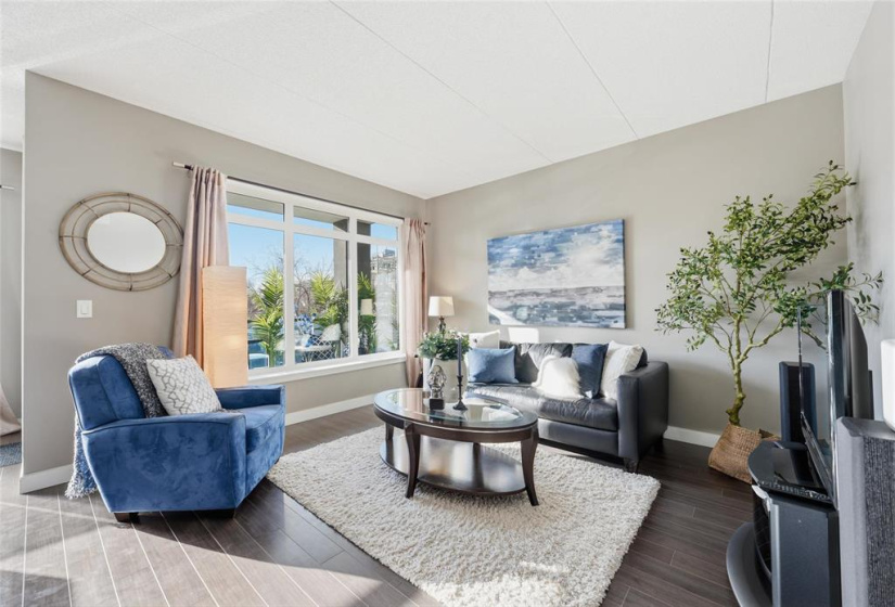 25 Amy, 2 Bedrooms Bedrooms, 7 Rooms Rooms,1 BathroomBathrooms,Condominium,For Sale,Amy