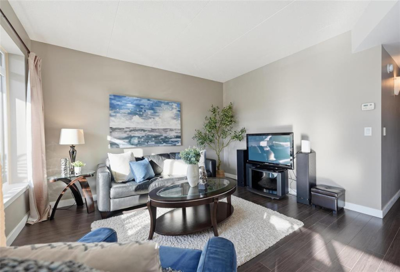 25 Amy, 2 Bedrooms Bedrooms, 7 Rooms Rooms,1 BathroomBathrooms,Condominium,For Sale,Amy