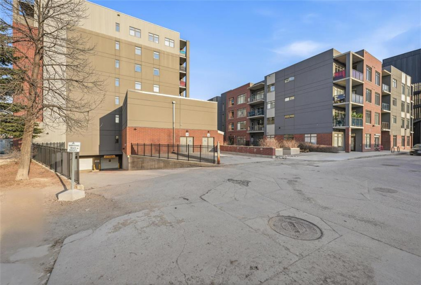 25 Amy, 2 Bedrooms Bedrooms, 7 Rooms Rooms,1 BathroomBathrooms,Condominium,For Sale,Amy