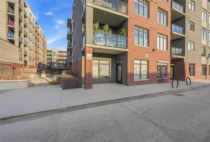 25 Amy, 2 Bedrooms Bedrooms, 7 Rooms Rooms,1 BathroomBathrooms,Condominium,For Sale,Amy