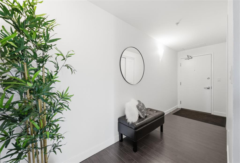25 Amy, 2 Bedrooms Bedrooms, 7 Rooms Rooms,1 BathroomBathrooms,Condominium,For Sale,Amy
