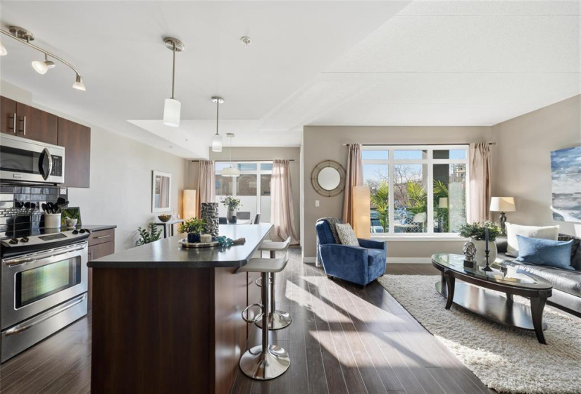 25 Amy, 2 Bedrooms Bedrooms, 7 Rooms Rooms,1 BathroomBathrooms,Condominium,For Sale,Amy