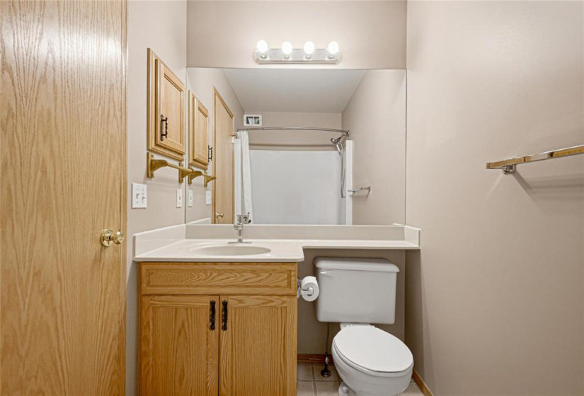 59 Lakeview, 3 Bedrooms Bedrooms, 9 Rooms Rooms,2 BathroomsBathrooms,Condominium,For Sale,Lakeview