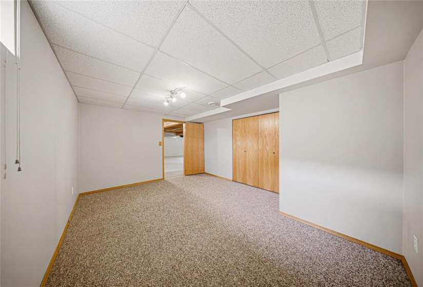 59 Lakeview, 3 Bedrooms Bedrooms, 9 Rooms Rooms,2 BathroomsBathrooms,Condominium,For Sale,Lakeview