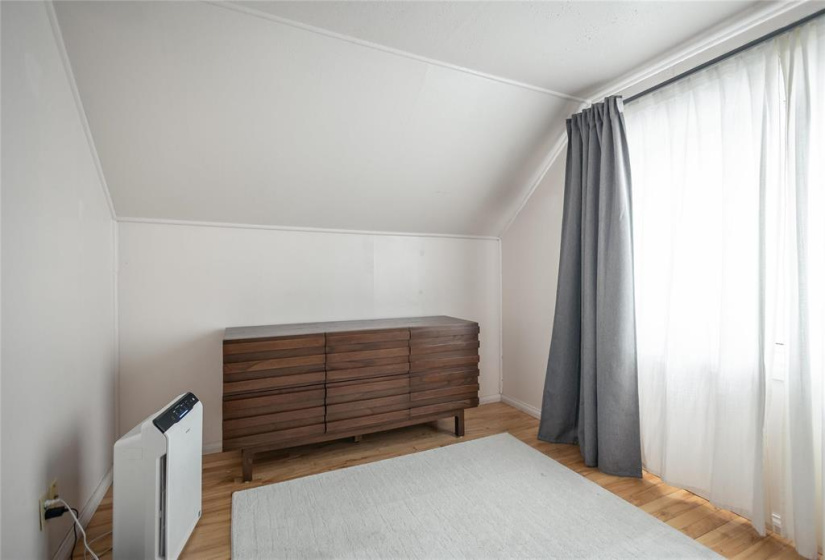 596 Cote, 3 Bedrooms Bedrooms, 9 Rooms Rooms,1 BathroomBathrooms,Residential,For Sale,Cote