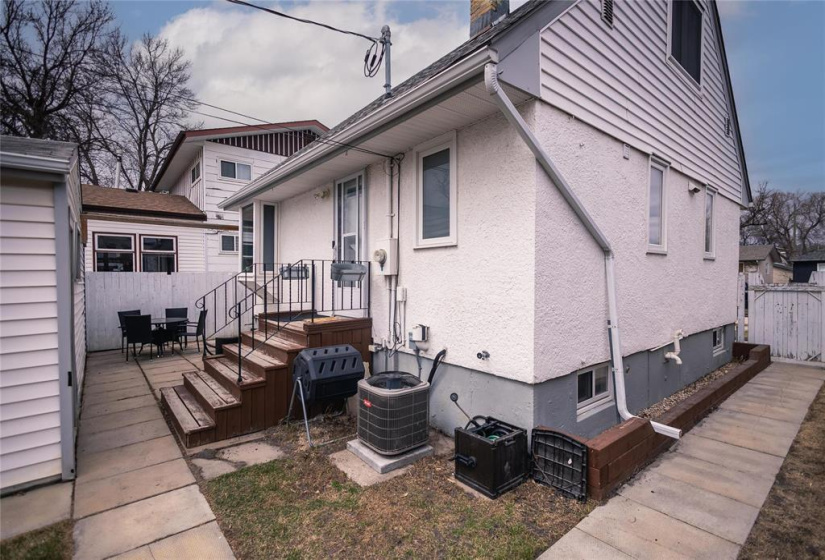 596 Cote, 3 Bedrooms Bedrooms, 9 Rooms Rooms,1 BathroomBathrooms,Residential,For Sale,Cote