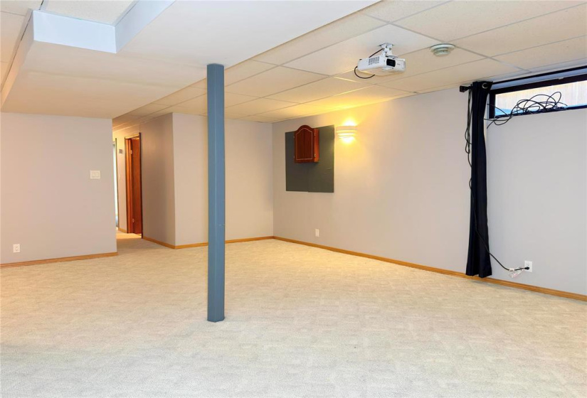 42 Lambeth, 4 Bedrooms Bedrooms, 10 Rooms Rooms,2 BathroomsBathrooms,Residential,For Sale,Lambeth