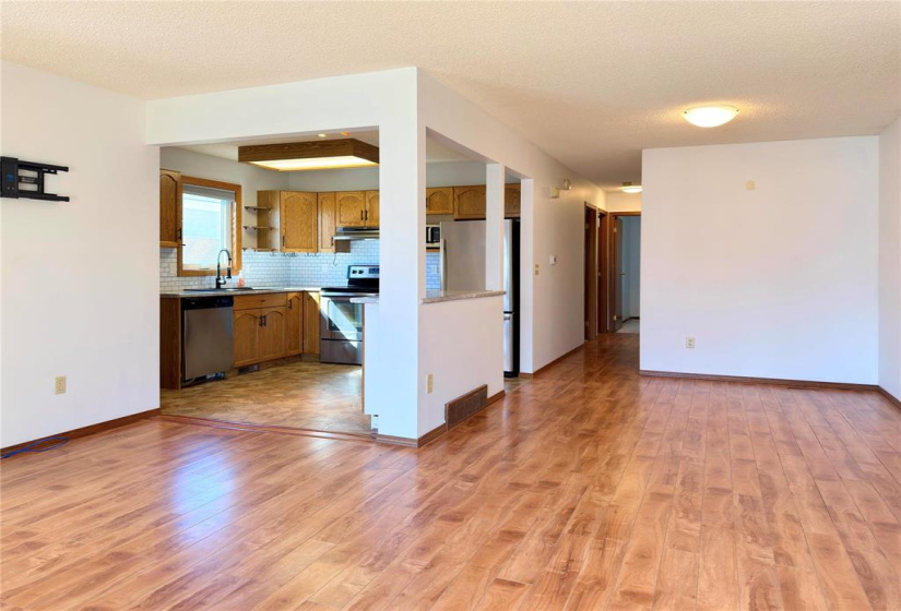 42 Lambeth, 4 Bedrooms Bedrooms, 10 Rooms Rooms,2 BathroomsBathrooms,Residential,For Sale,Lambeth