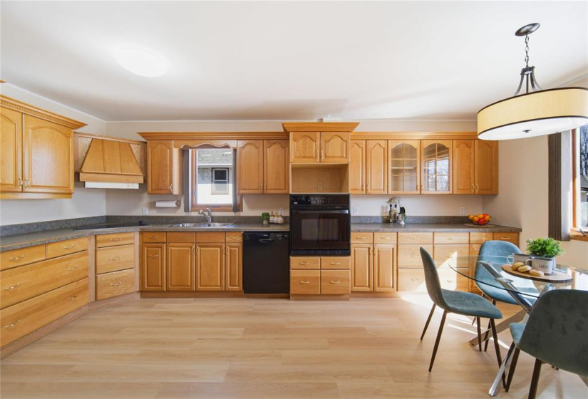 372 Fearn, 4 Bedrooms Bedrooms, 10 Rooms Rooms,2 BathroomsBathrooms,Residential,For Sale,Fearn