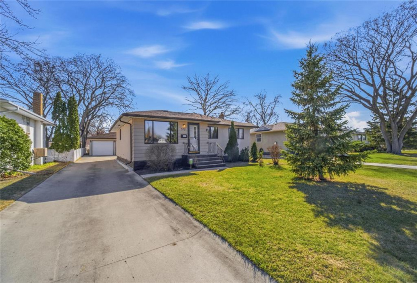 372 Fearn, 4 Bedrooms Bedrooms, 10 Rooms Rooms,2 BathroomsBathrooms,Residential,For Sale,Fearn