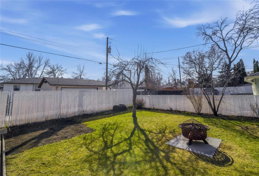 372 Fearn, 4 Bedrooms Bedrooms, 10 Rooms Rooms,2 BathroomsBathrooms,Residential,For Sale,Fearn