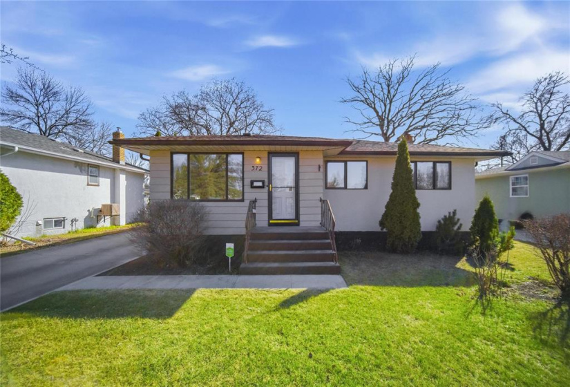 372 Fearn, 4 Bedrooms Bedrooms, 10 Rooms Rooms,2 BathroomsBathrooms,Residential,For Sale,Fearn