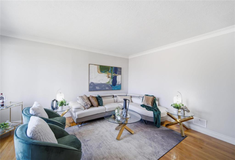 372 Fearn, 4 Bedrooms Bedrooms, 10 Rooms Rooms,2 BathroomsBathrooms,Residential,For Sale,Fearn