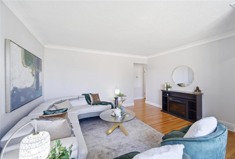 372 Fearn, 4 Bedrooms Bedrooms, 10 Rooms Rooms,2 BathroomsBathrooms,Residential,For Sale,Fearn