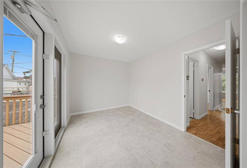 464 Tissot, 3 Bedrooms Bedrooms, 7 Rooms Rooms,1 BathroomBathrooms,Residential,For Sale,Tissot