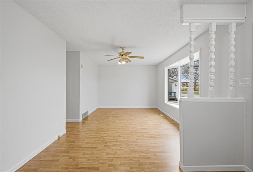 464 Tissot, 3 Bedrooms Bedrooms, 7 Rooms Rooms,1 BathroomBathrooms,Residential,For Sale,Tissot