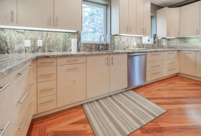 58073 Murdock 21E, 3 Bedrooms Bedrooms, 12 Rooms Rooms,3 BathroomsBathrooms,Residential,For Sale,Murdock 21E
