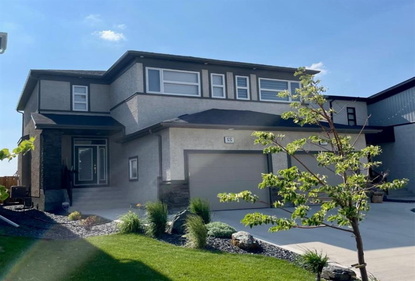 112 Moonlight, 3 Bedrooms Bedrooms, 10 Rooms Rooms,2 BathroomsBathrooms,Residential,For Sale,Moonlight
