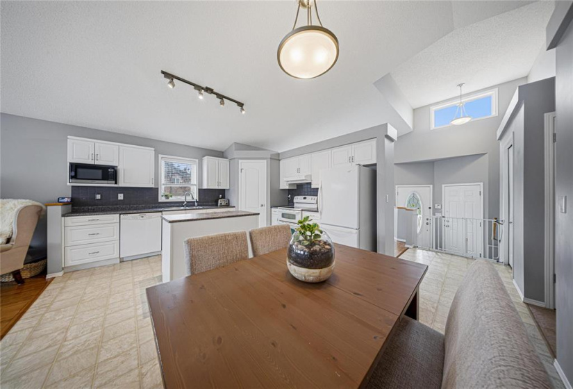 152 Chadwick, 3 Bedrooms Bedrooms, 10 Rooms Rooms,2 BathroomsBathrooms,Residential,For Sale,Chadwick