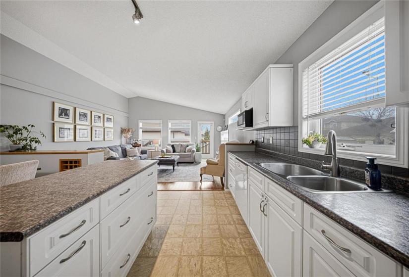 152 Chadwick, 3 Bedrooms Bedrooms, 10 Rooms Rooms,2 BathroomsBathrooms,Residential,For Sale,Chadwick