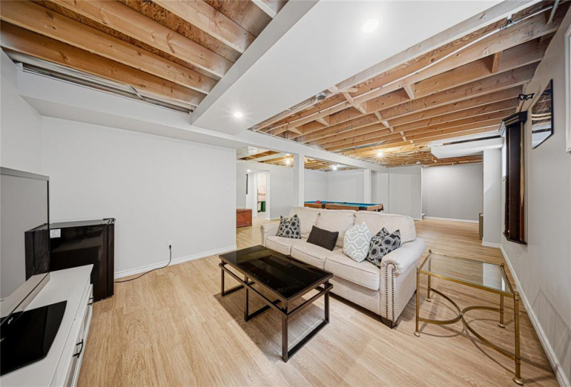 152 Chadwick, 3 Bedrooms Bedrooms, 10 Rooms Rooms,2 BathroomsBathrooms,Residential,For Sale,Chadwick