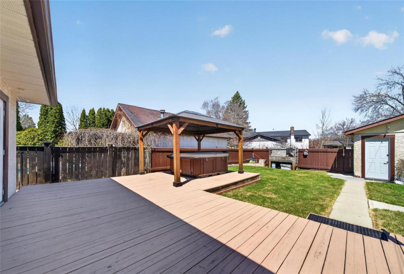 20 Chaucer, 3 Bedrooms Bedrooms, 13 Rooms Rooms,2 BathroomsBathrooms,Residential,For Sale,Chaucer
