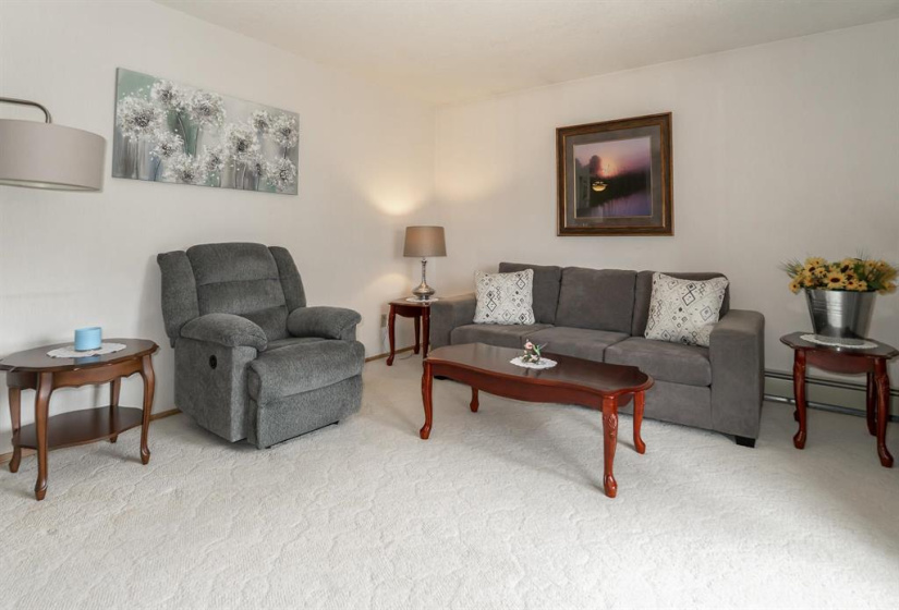 805 St. Anne's, 2 Bedrooms Bedrooms, 8 Rooms Rooms,1 BathroomBathrooms,Condominium,For Sale,St. Anne's