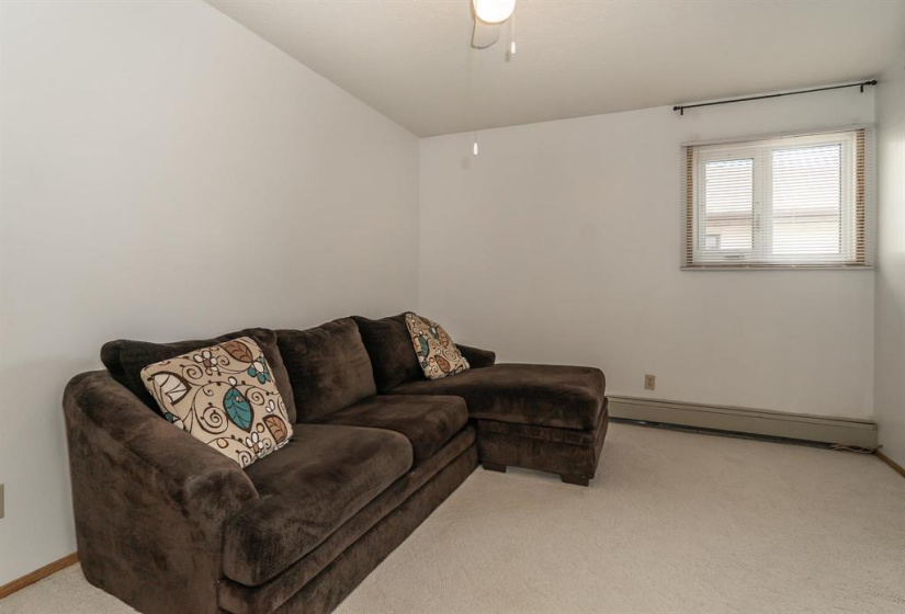 805 St. Anne's, 2 Bedrooms Bedrooms, 8 Rooms Rooms,1 BathroomBathrooms,Condominium,For Sale,St. Anne's