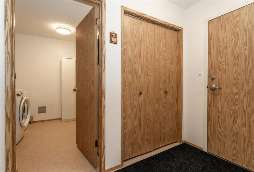 805 St. Anne's, 2 Bedrooms Bedrooms, 8 Rooms Rooms,1 BathroomBathrooms,Condominium,For Sale,St. Anne's