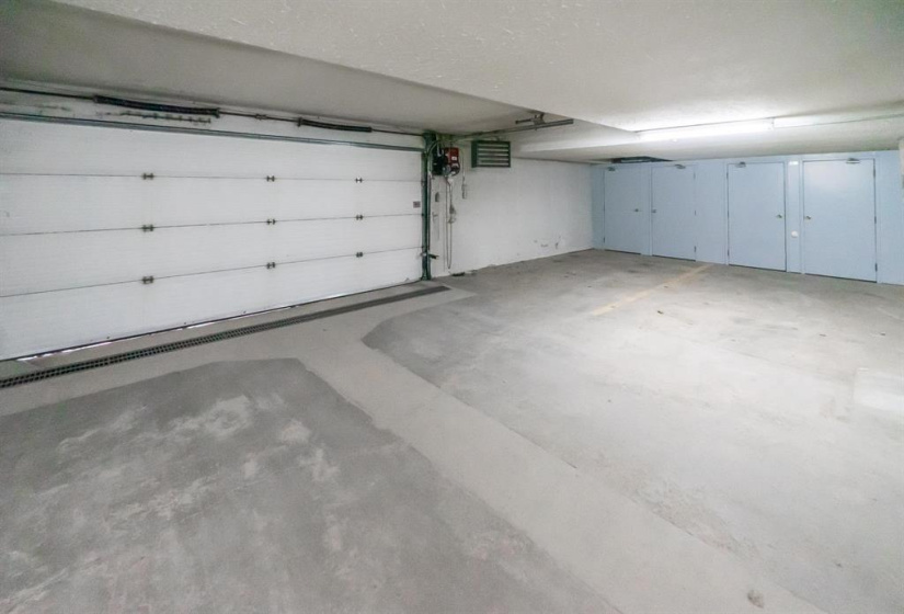 805 St. Anne's, 2 Bedrooms Bedrooms, 8 Rooms Rooms,1 BathroomBathrooms,Condominium,For Sale,St. Anne's