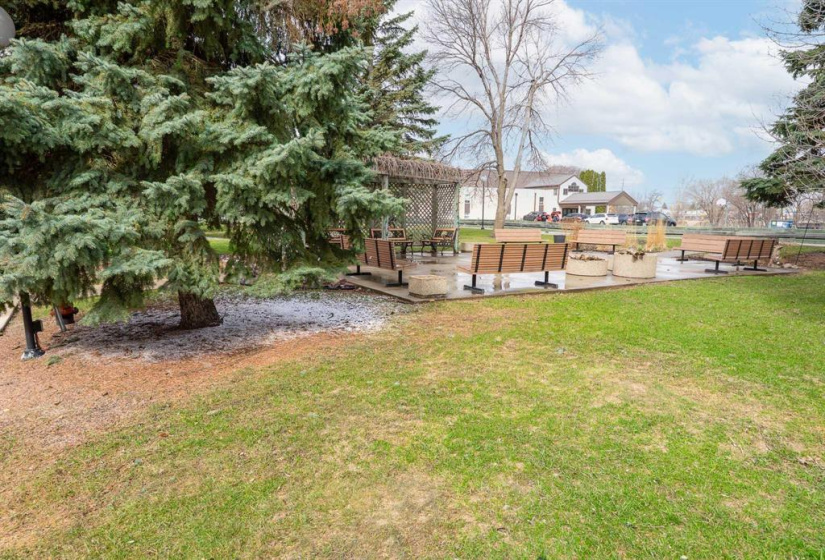 805 St. Anne's, 2 Bedrooms Bedrooms, 8 Rooms Rooms,1 BathroomBathrooms,Condominium,For Sale,St. Anne's