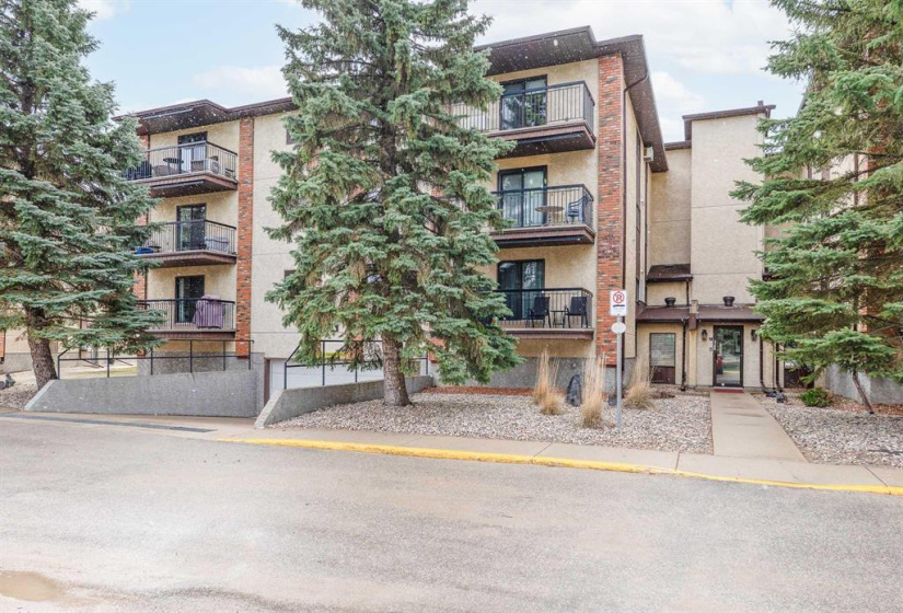 805 St. Anne's, 2 Bedrooms Bedrooms, 8 Rooms Rooms,1 BathroomBathrooms,Condominium,For Sale,St. Anne's