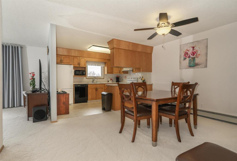 805 St. Anne's, 2 Bedrooms Bedrooms, 8 Rooms Rooms,1 BathroomBathrooms,Condominium,For Sale,St. Anne's