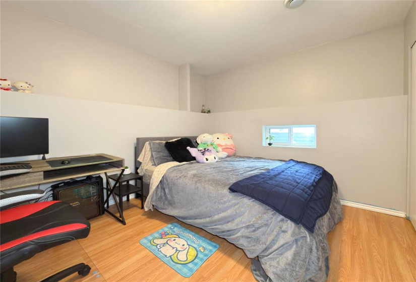 131 Bret, 4 Bedrooms Bedrooms, 9 Rooms Rooms,2 BathroomsBathrooms,Residential,For Sale,Bret