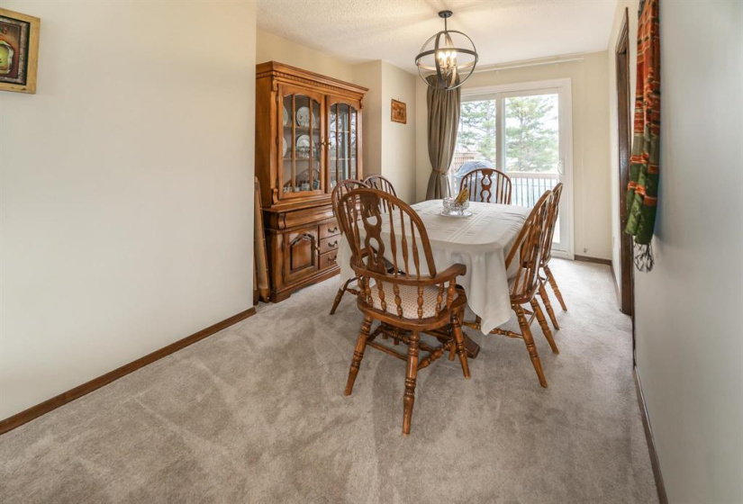 50 Burgess, 5 Bedrooms Bedrooms, 14 Rooms Rooms,3 BathroomsBathrooms,Residential,For Sale,Burgess