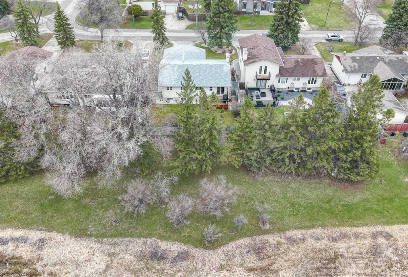 50 Burgess, 5 Bedrooms Bedrooms, 14 Rooms Rooms,3 BathroomsBathrooms,Residential,For Sale,Burgess