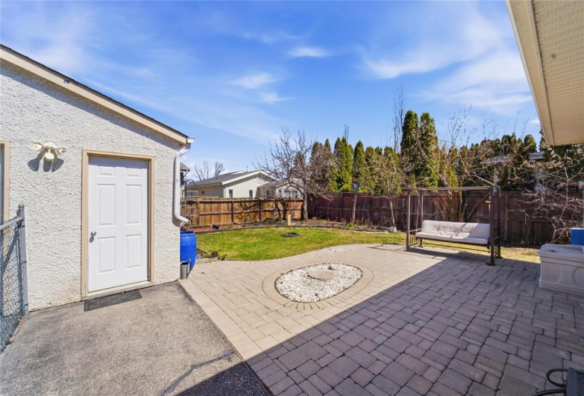 131 Ashmore, 4 Bedrooms Bedrooms, 13 Rooms Rooms,2 BathroomsBathrooms,Residential,For Sale,Ashmore