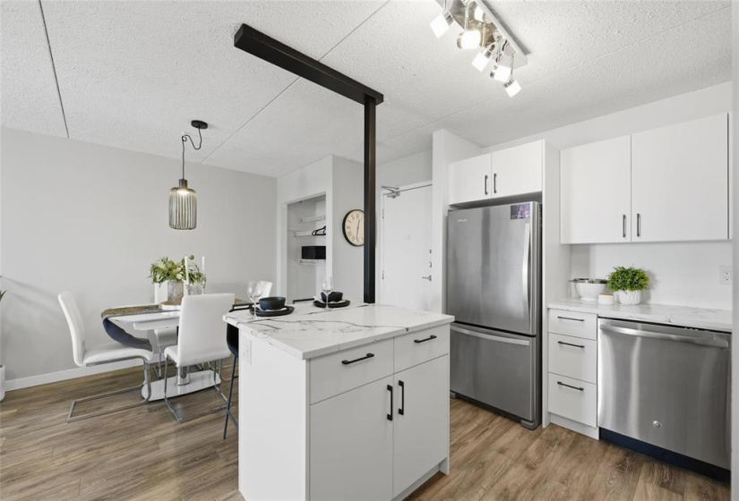 15 Kennedy, 2 Bedrooms Bedrooms, 5 Rooms Rooms,1 BathroomBathrooms,Condominium,For Sale,Kennedy