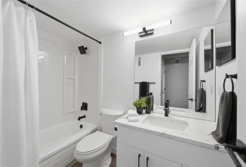 15 Kennedy, 2 Bedrooms Bedrooms, 5 Rooms Rooms,1 BathroomBathrooms,Condominium,For Sale,Kennedy
