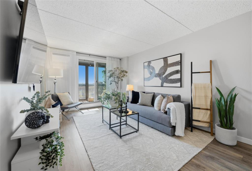 15 Kennedy, 2 Bedrooms Bedrooms, 5 Rooms Rooms,1 BathroomBathrooms,Condominium,For Sale,Kennedy