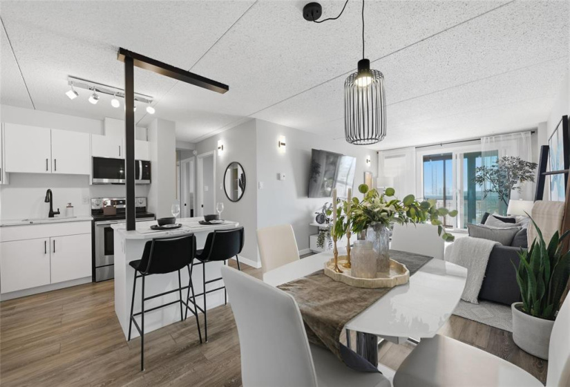 15 Kennedy, 2 Bedrooms Bedrooms, 5 Rooms Rooms,1 BathroomBathrooms,Condominium,For Sale,Kennedy