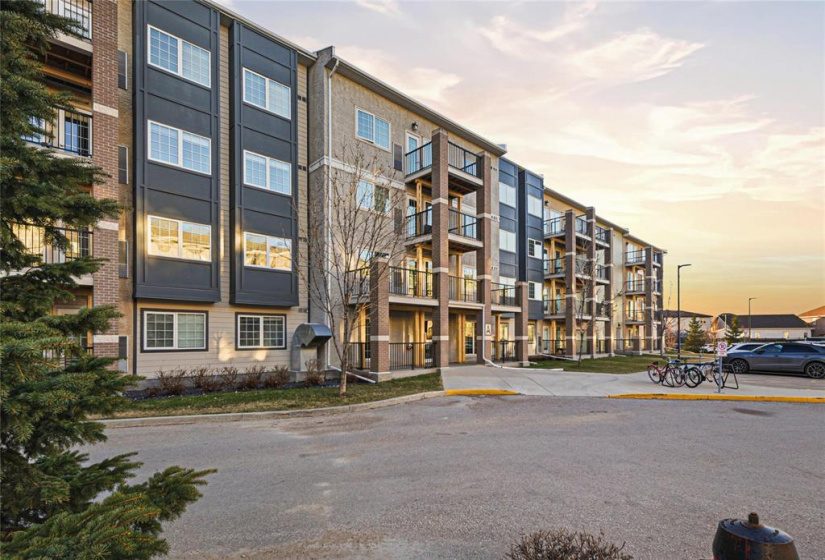 25 Bridgeland, 2 Bedrooms Bedrooms, 7 Rooms Rooms,1 BathroomBathrooms,Condominium,For Sale,Bridgeland