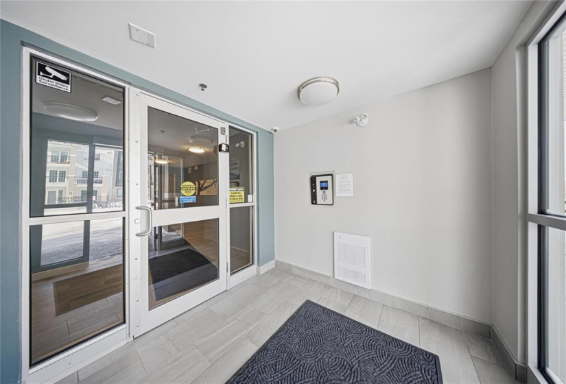 25 Bridgeland, 2 Bedrooms Bedrooms, 7 Rooms Rooms,1 BathroomBathrooms,Condominium,For Sale,Bridgeland