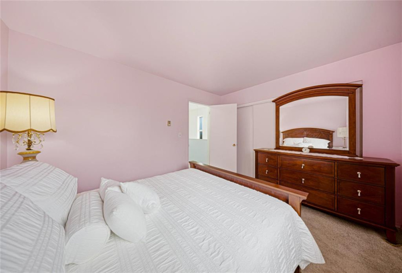432 Stella, 2 Bedrooms Bedrooms, 10 Rooms Rooms,2 BathroomsBathrooms,Residential,For Sale,Stella