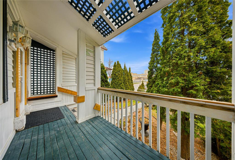 432 Stella, 2 Bedrooms Bedrooms, 10 Rooms Rooms,2 BathroomsBathrooms,Residential,For Sale,Stella