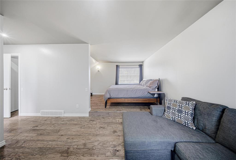 510 River, 3 Bedrooms Bedrooms, 11 Rooms Rooms,2 BathroomsBathrooms,Residential,For Sale,River