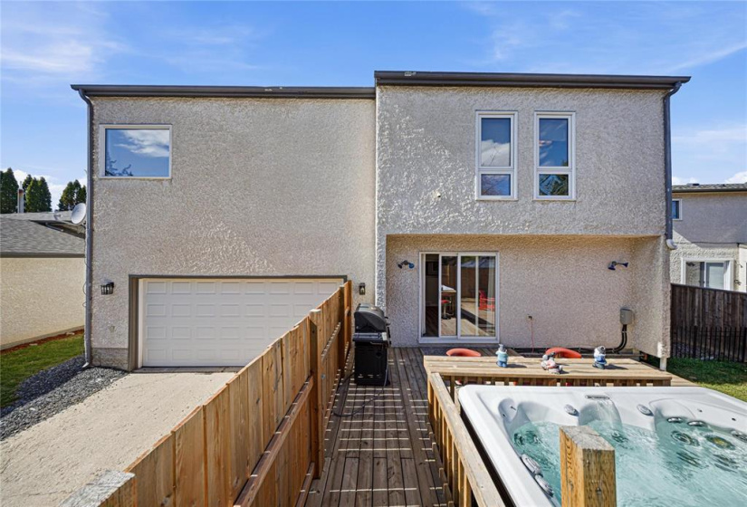 510 River, 3 Bedrooms Bedrooms, 11 Rooms Rooms,2 BathroomsBathrooms,Residential,For Sale,River